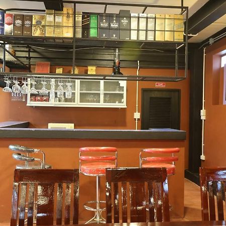 Baan Chang Hotel & Coffee House Tak Esterno foto